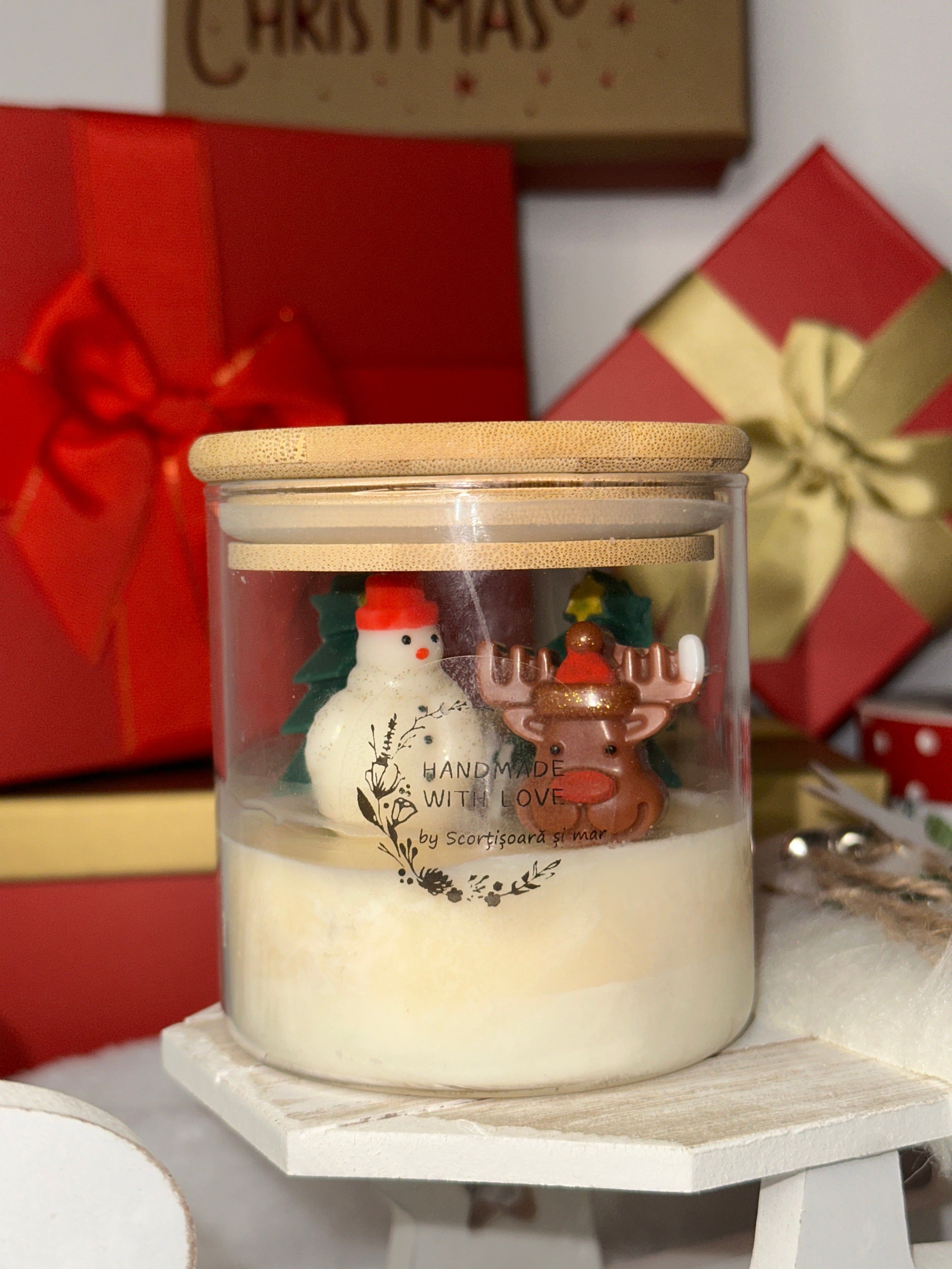 Lumânare artizanală cu tematică de Crăciun