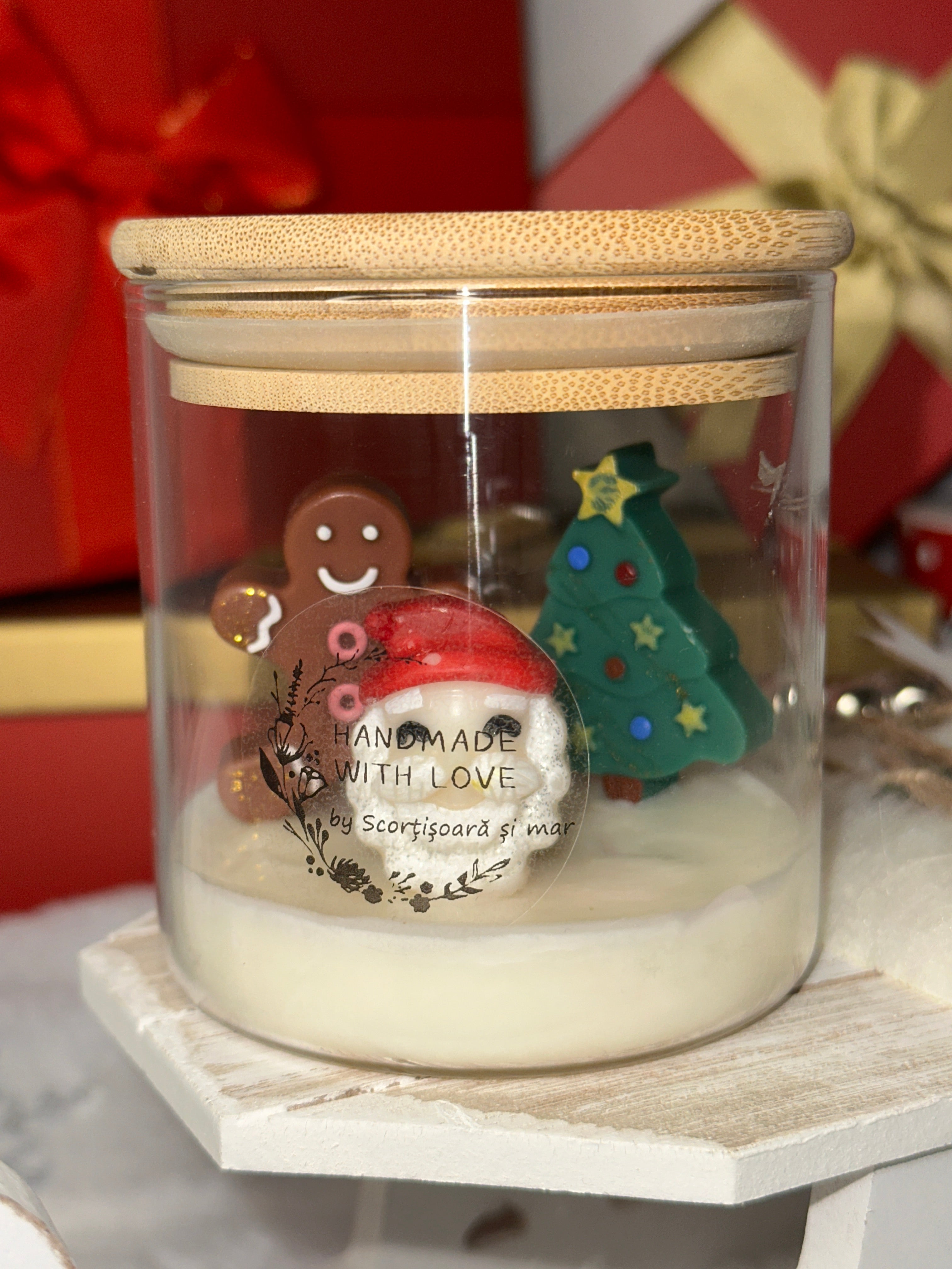 Lumânare artizanală cu tematică de Crăciun